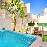 Com Jacuzzi E Piscina Privada Em * Quarteira