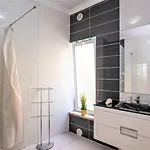 Com Jacuzzi E Piscina Privada Em Apartment *