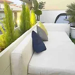 Com Jacuzzi E Piscina Privada Em * Quarteira