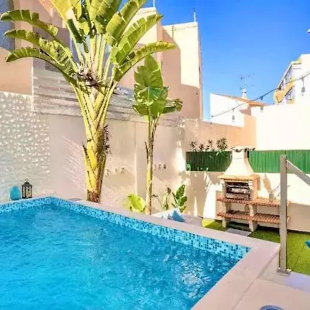Com Jacuzzi E Piscina Privada Em Quarteira