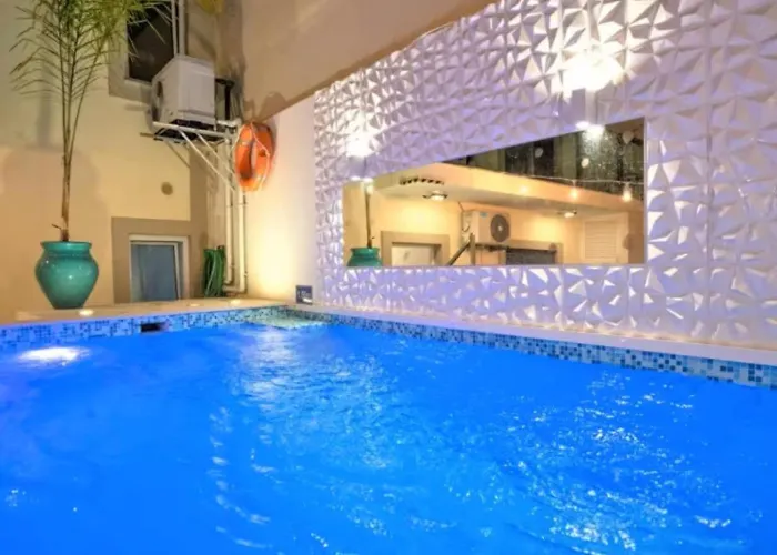 Appartement Com Jacuzzi E Piscina Privada Em