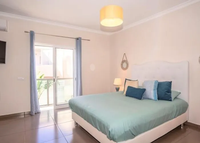 Com Jacuzzi E Piscina Privada Em Appartement