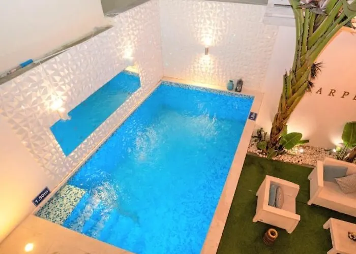Appartement Com Jacuzzi E Piscina Privada Em